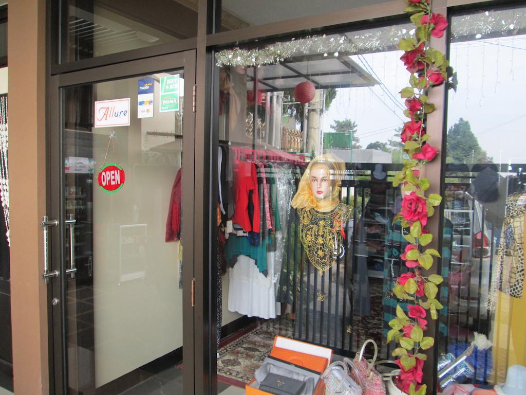 Allure Guest House Bandung Ngoại thất bức ảnh